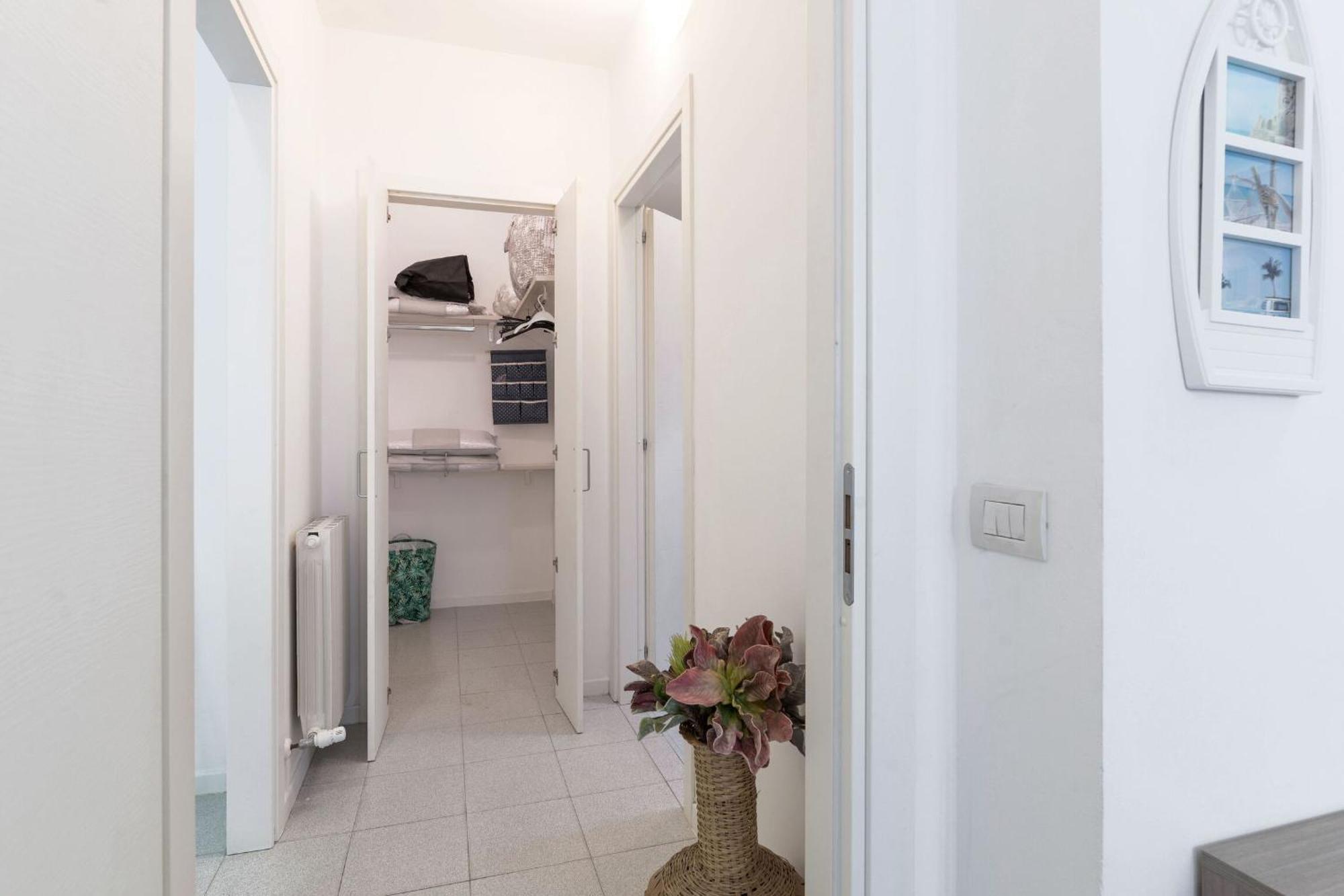 Italian Experience-La Rondine Apartment Porto Recanati Exterior photo