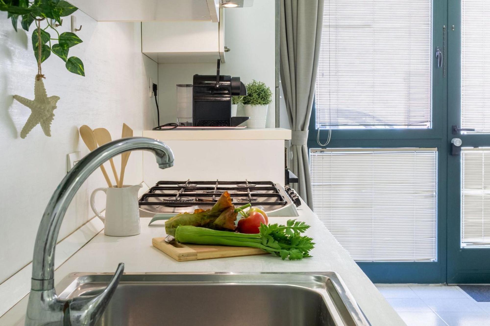 Italian Experience-La Rondine Apartment Porto Recanati Exterior photo